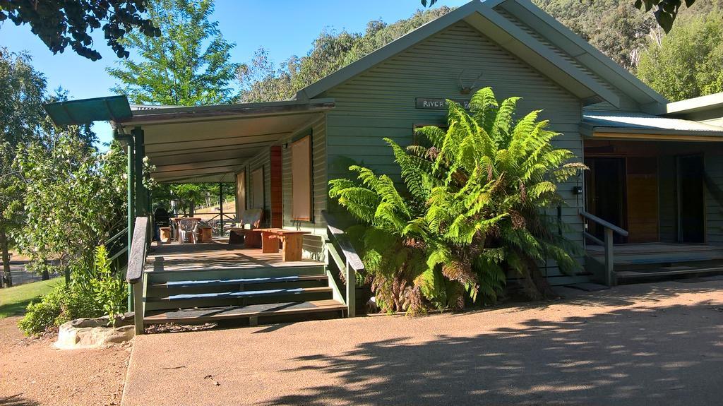 Holiday home Riverbend Homestead Bright